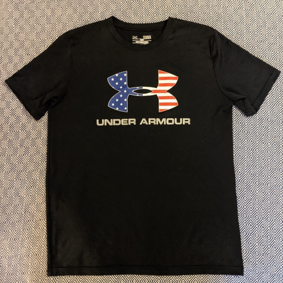 Under Armour top with patriotic details - Picture 1 of 5